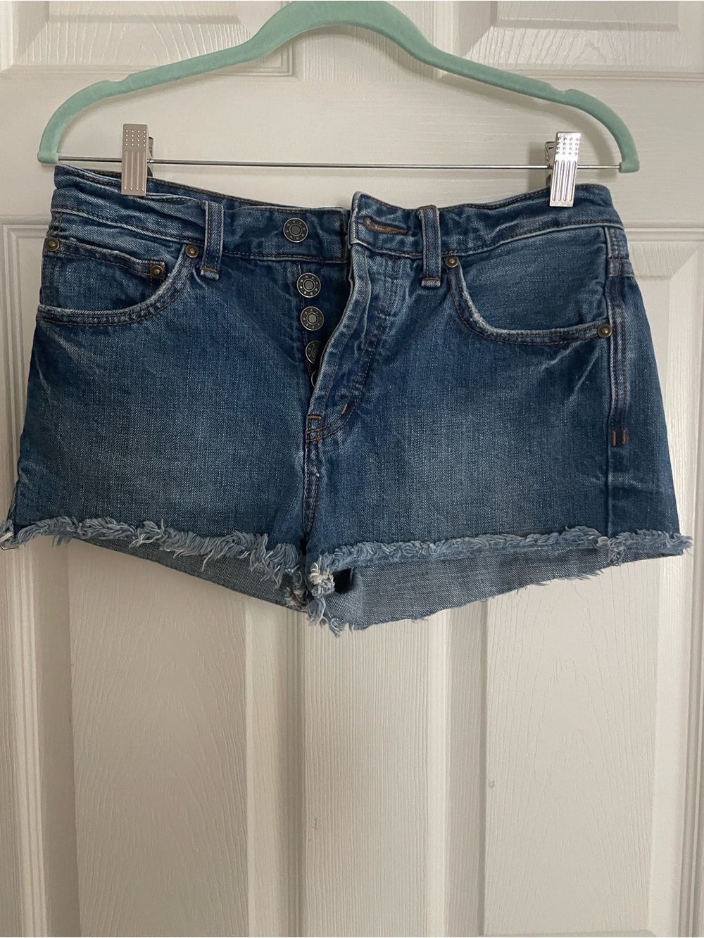 Free People Women's‎ Frayed Hem Mid-Rise Denim Shorts - Blue